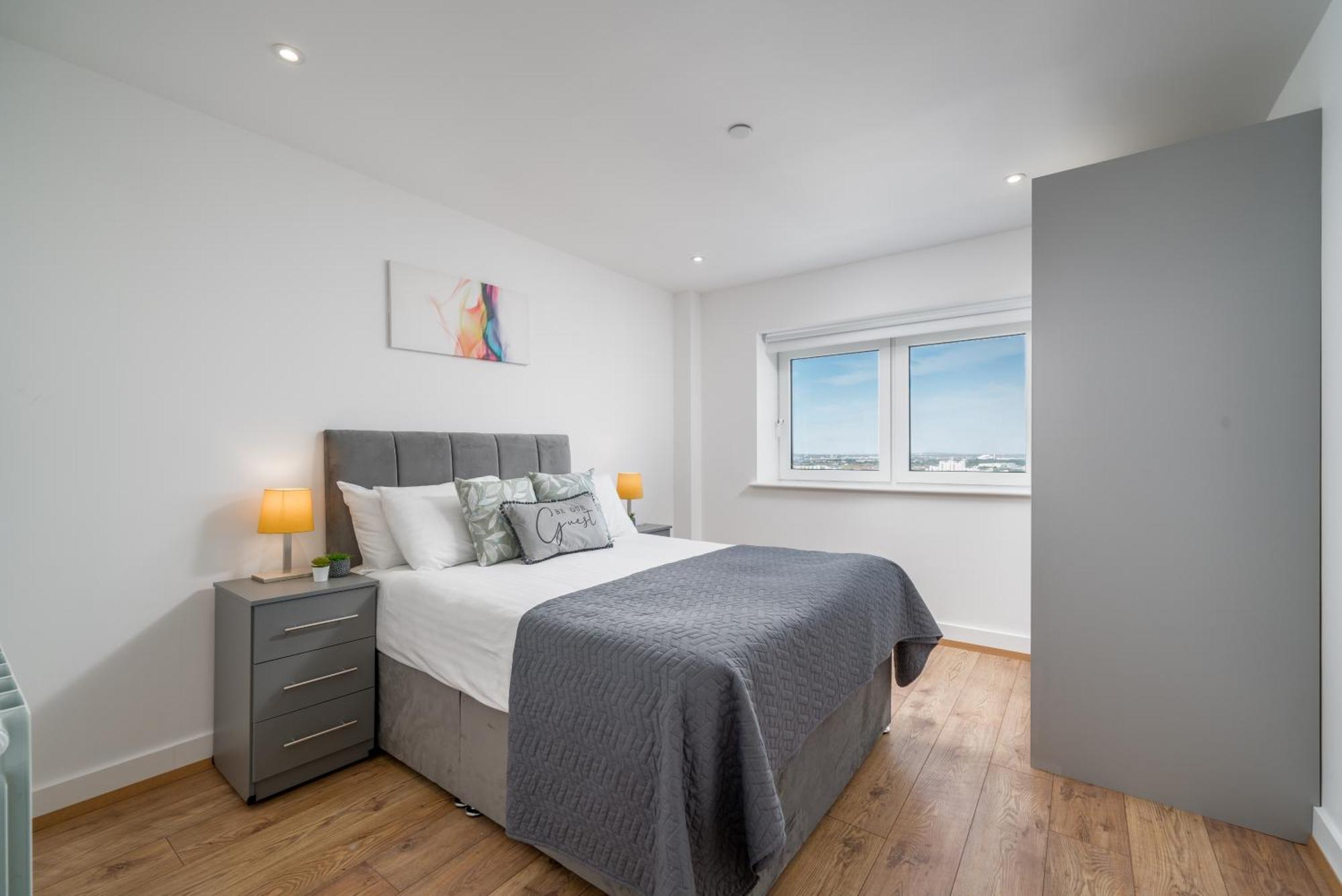 Skyvillion: Riverside Apartments with City Views London Exterior photo